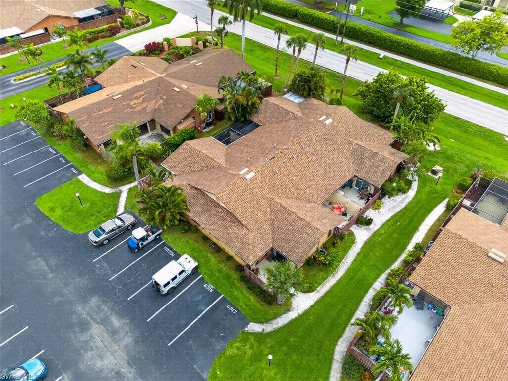 6315 Royal Woods DR-3