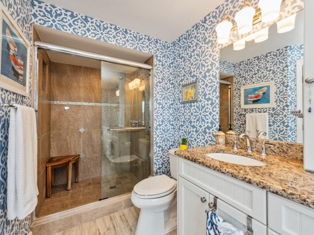 232 La Peninsula BLVD 232-18