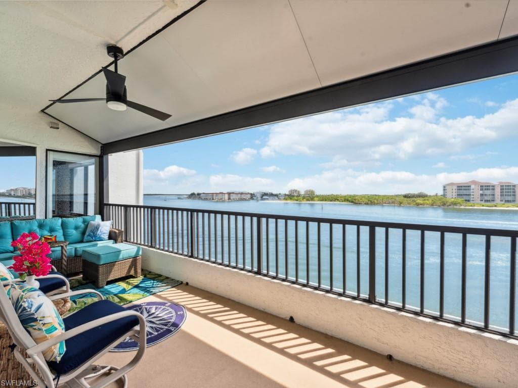 232 La Peninsula BLVD 232-25