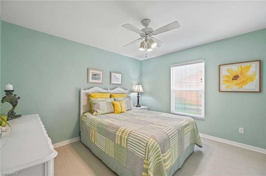 657 Saint Andrews BLVD-23