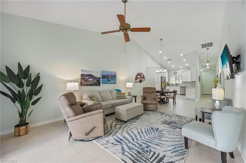 657 Saint Andrews BLVD-6