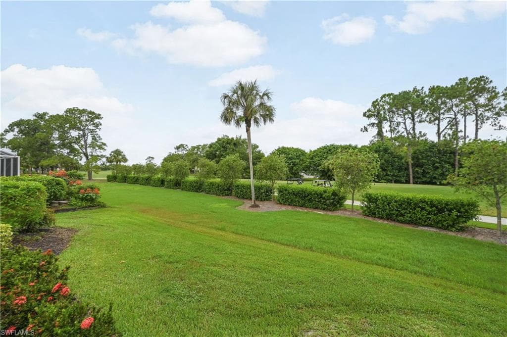 657 Saint Andrews BLVD-32