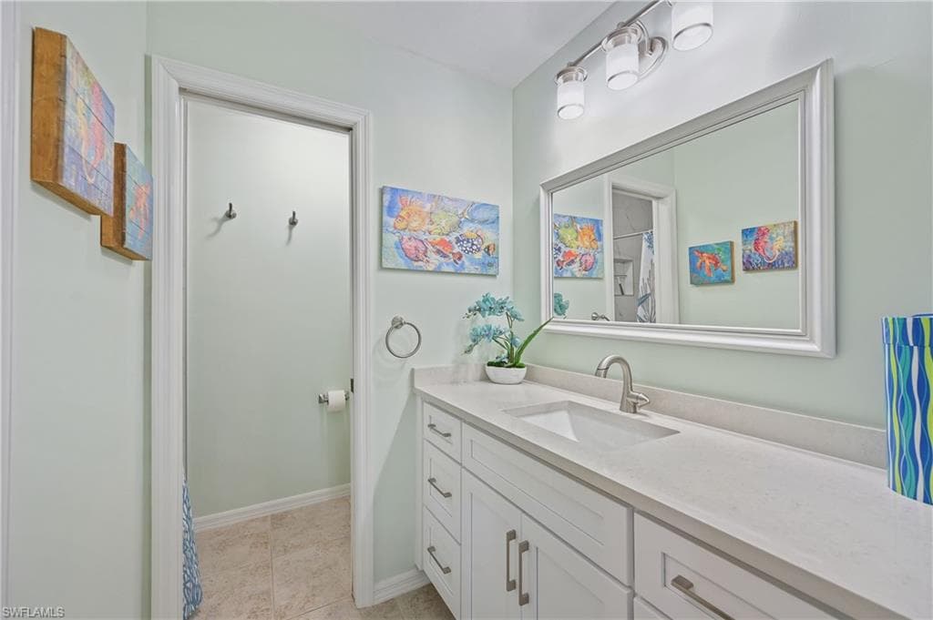 657 Saint Andrews BLVD-20
