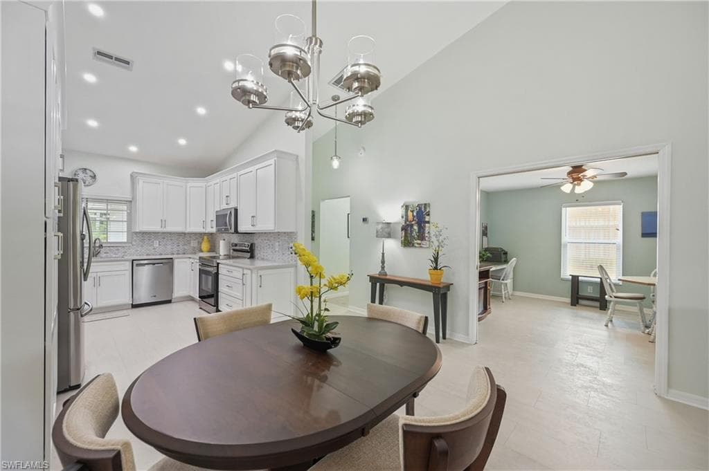 657 Saint Andrews BLVD-9