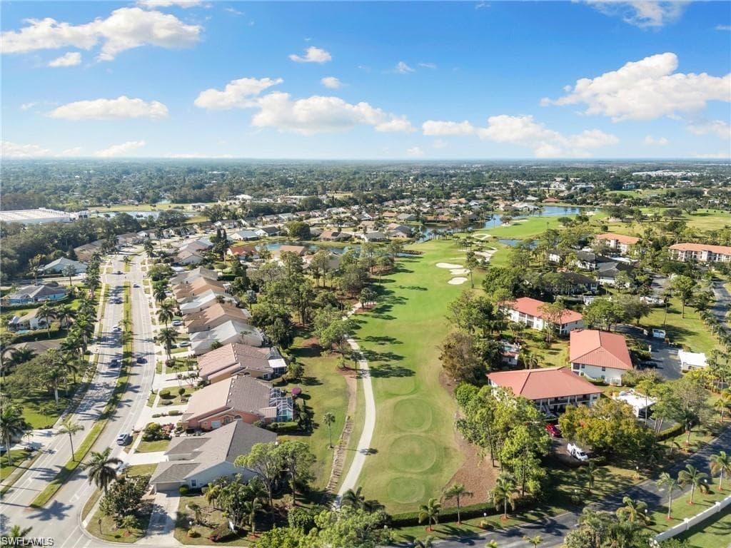 657 Saint Andrews BLVD-37