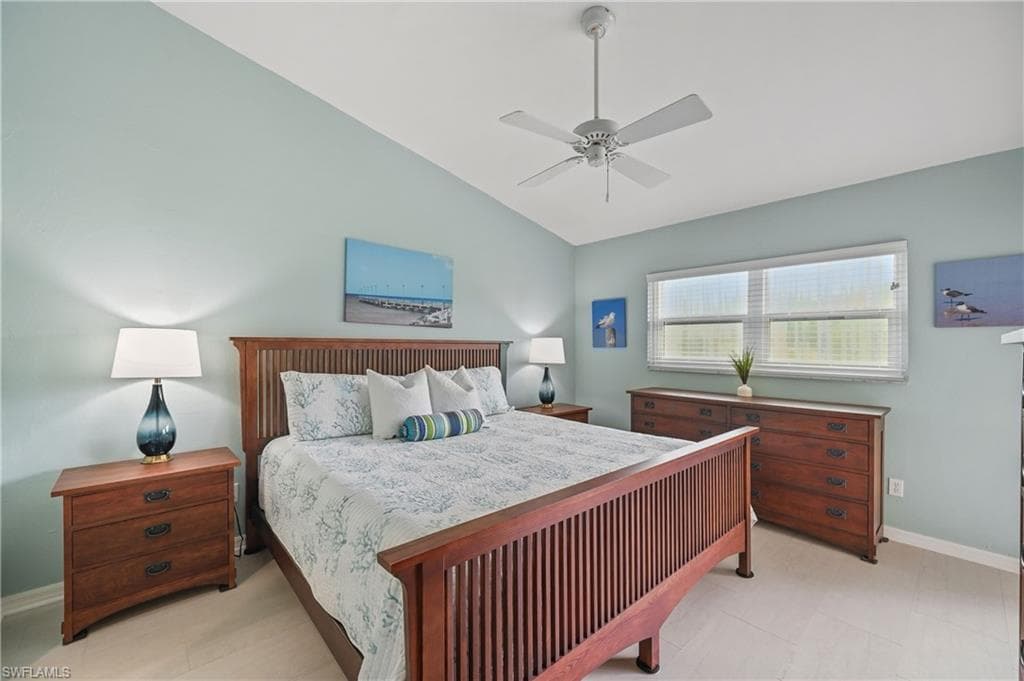 657 Saint Andrews BLVD-15