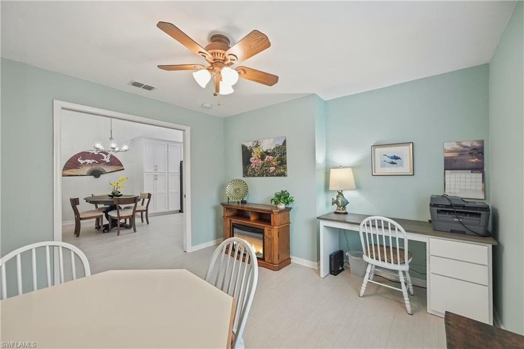 657 Saint Andrews BLVD-29