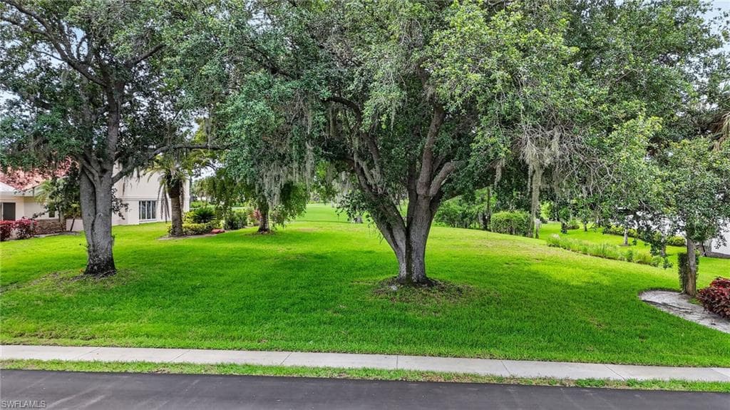 16047 Forest Oaks DR-5