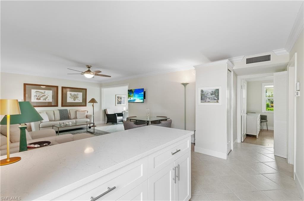 661 12th AVE S 661-4