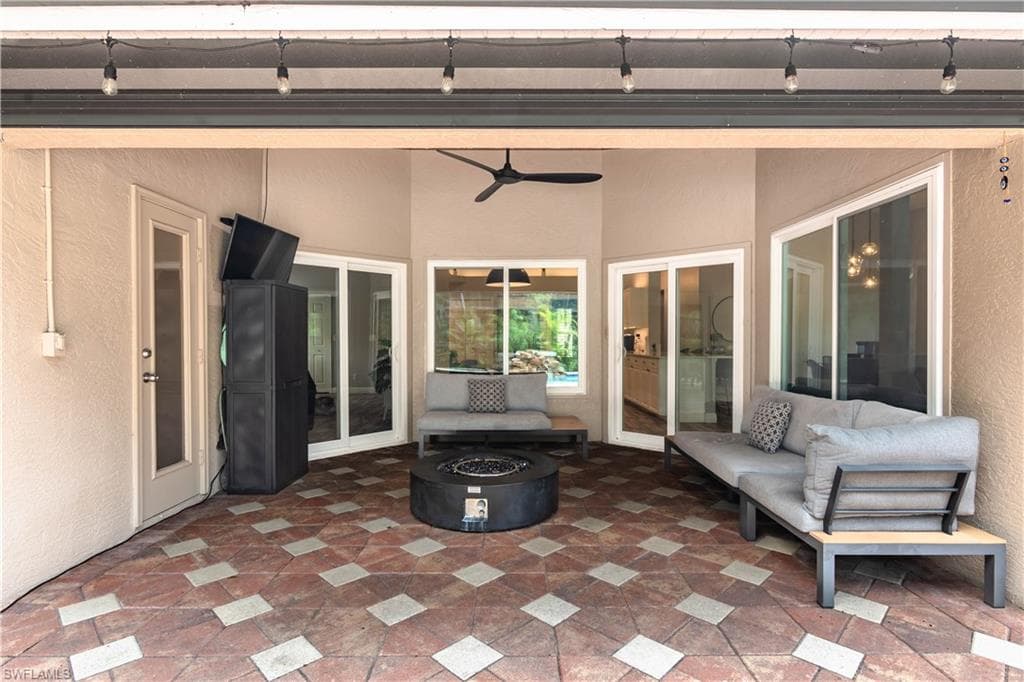 7653 Citrus Hill LN-28