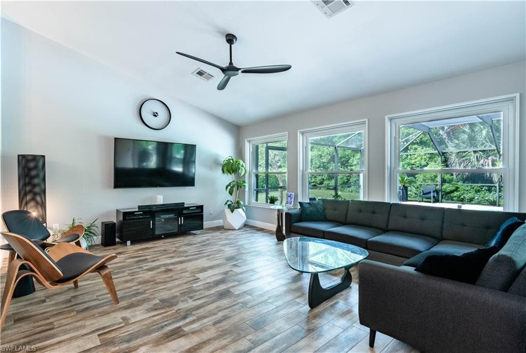 7653 Citrus Hill LN-9