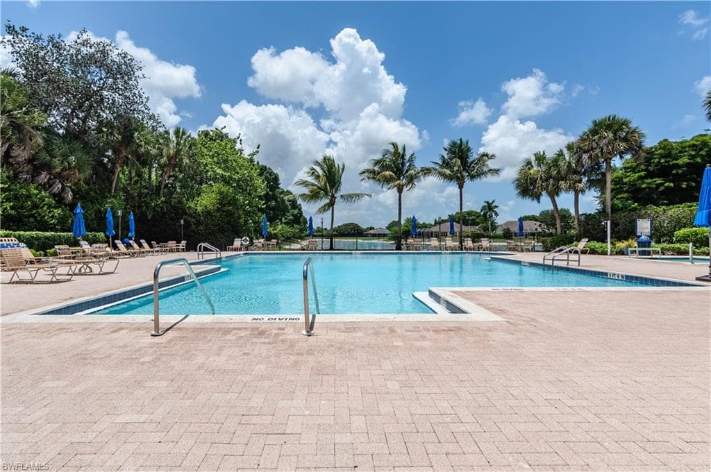 7653 Citrus Hill LN-37