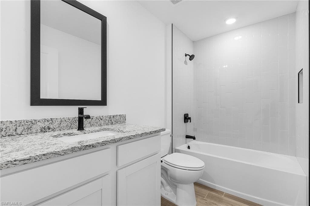 434 Parkdale BLVD-17