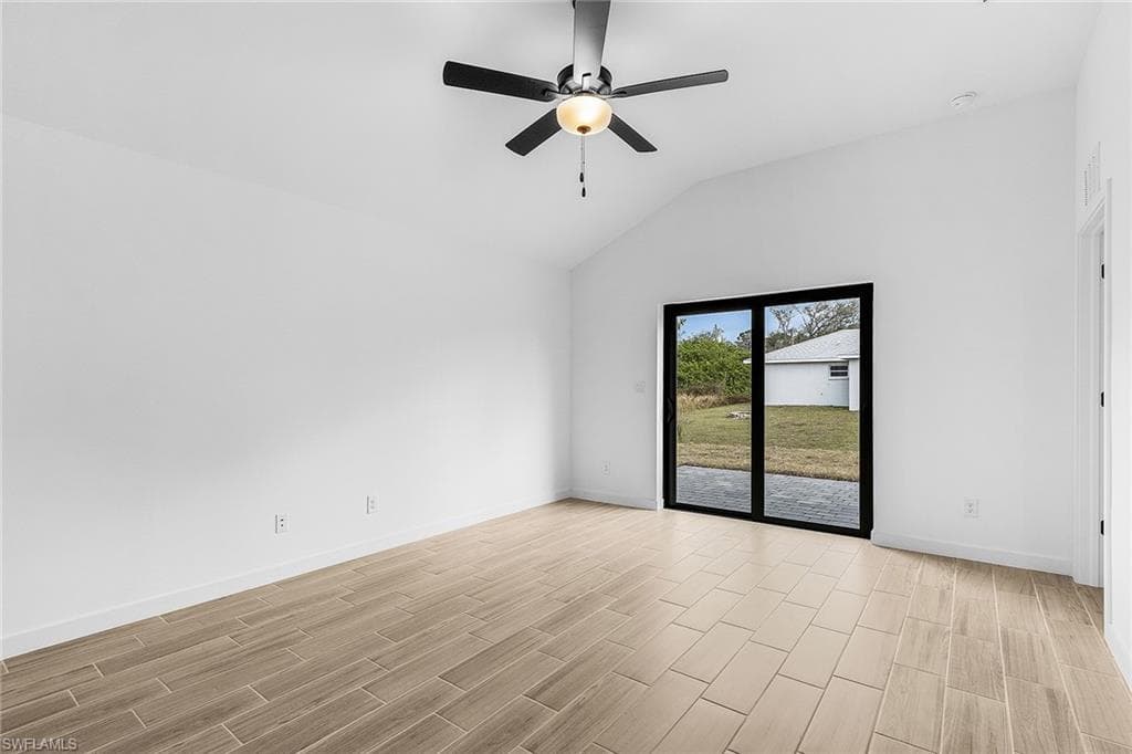 434 Parkdale BLVD-11