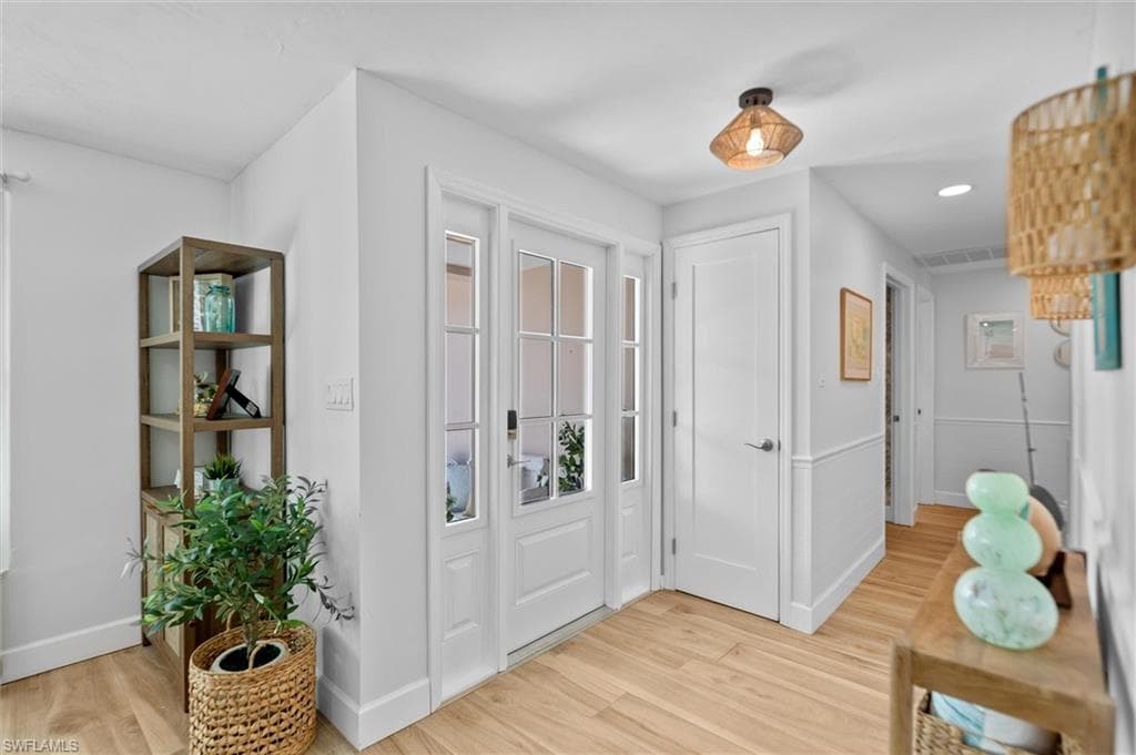 9428 Moonlight DR-5