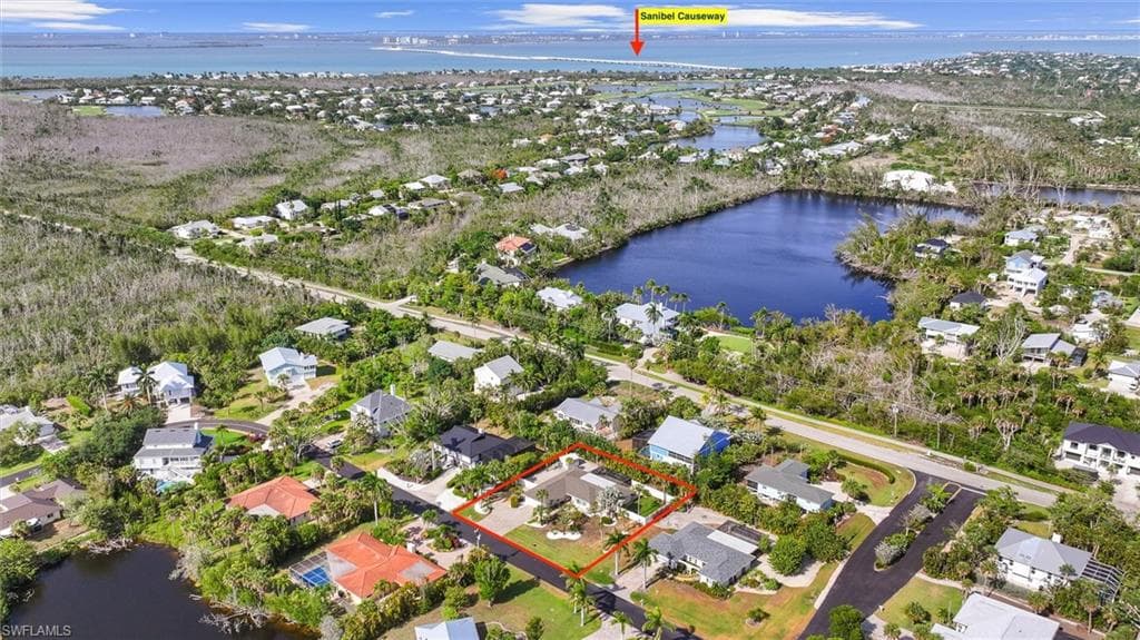 9428 Moonlight DR-34