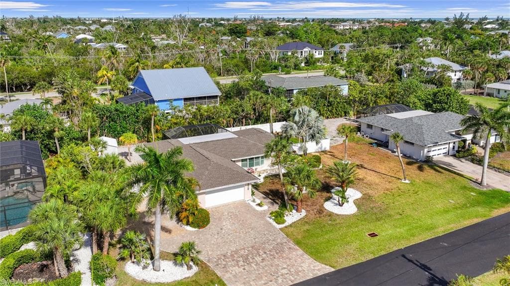 9428 Moonlight DR-38