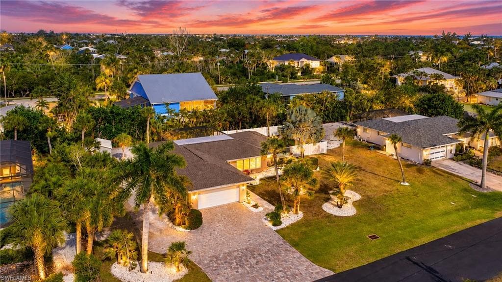 9428 Moonlight DR-40