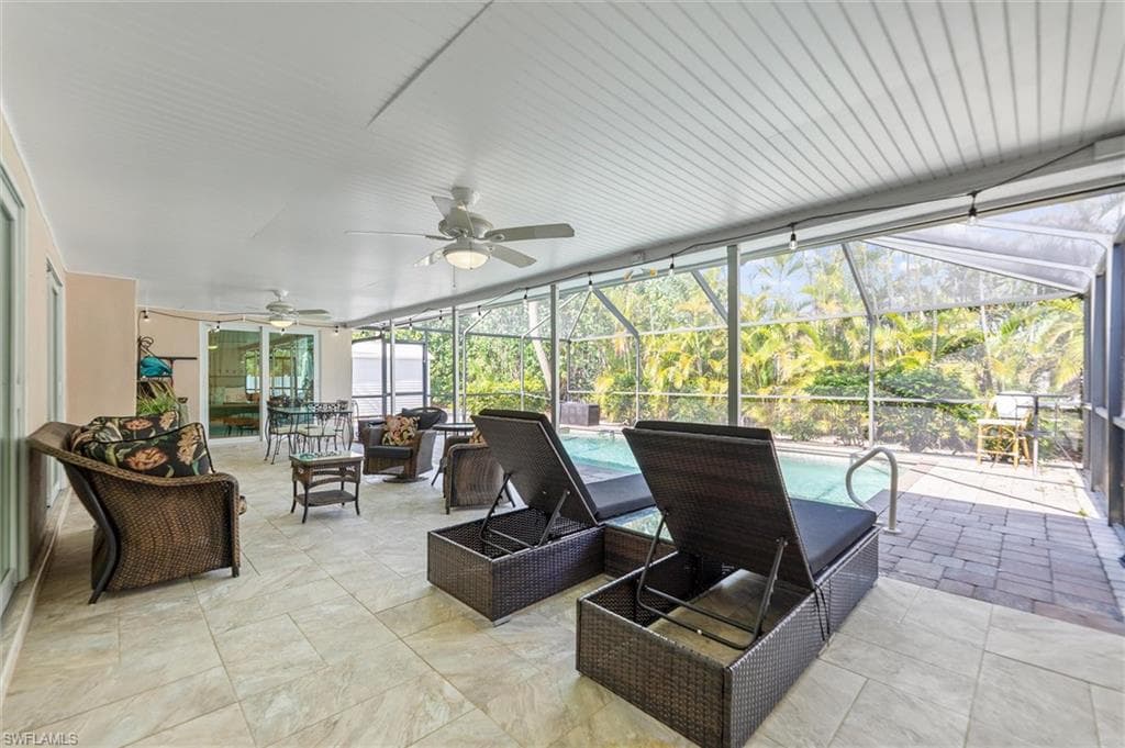 9428 Moonlight DR-25