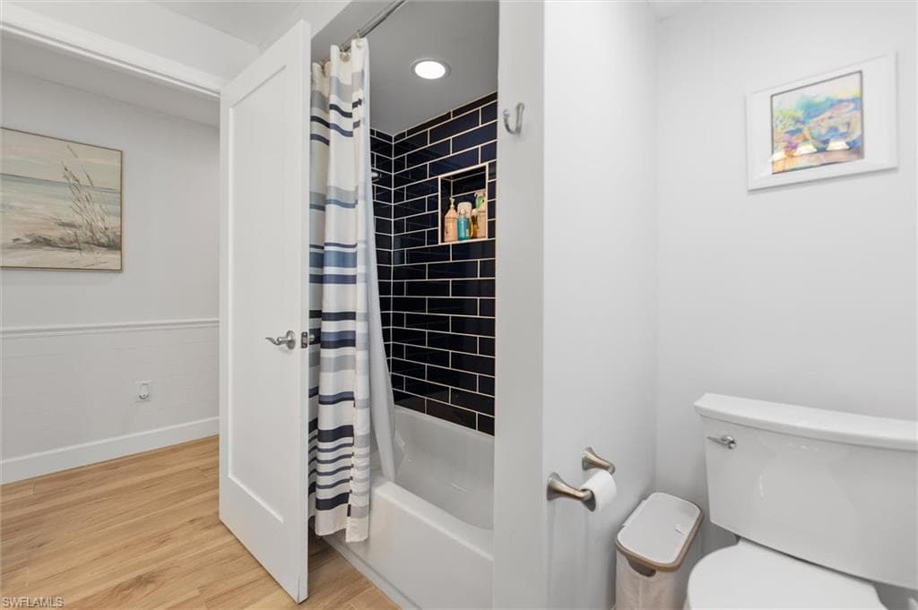 9428 Moonlight DR-21