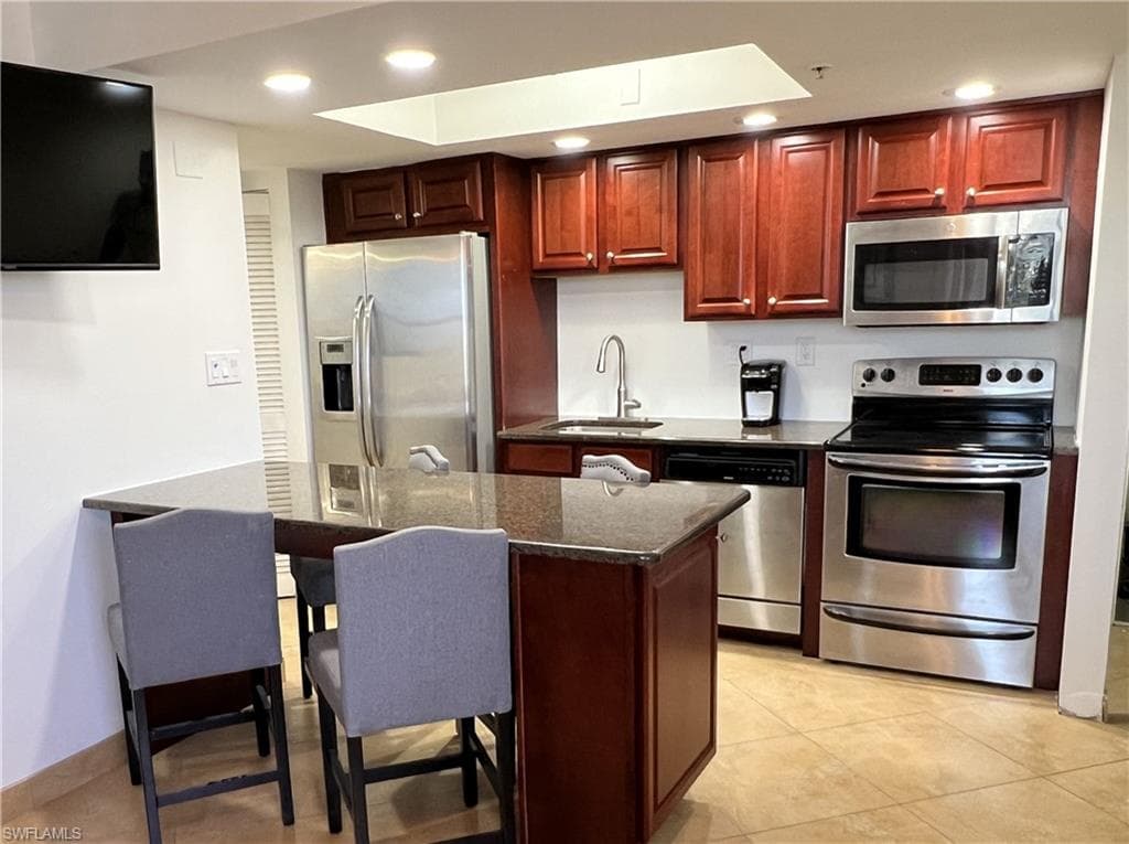 7390 Estero Blvd 203B-5