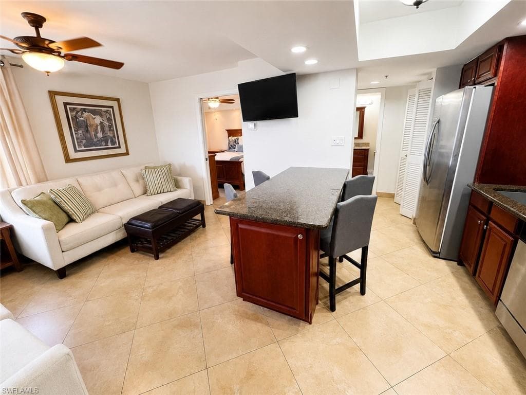 7390 Estero Blvd 203B-4