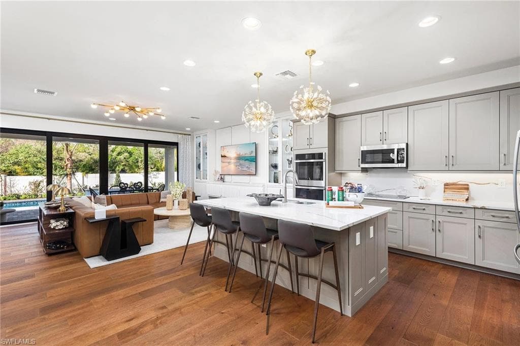 14092 Aldersgate AVE-8