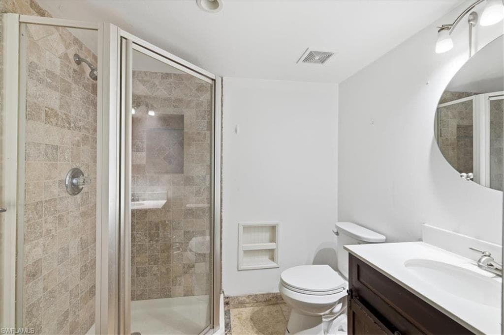 7215 Hendry Creek DR-27