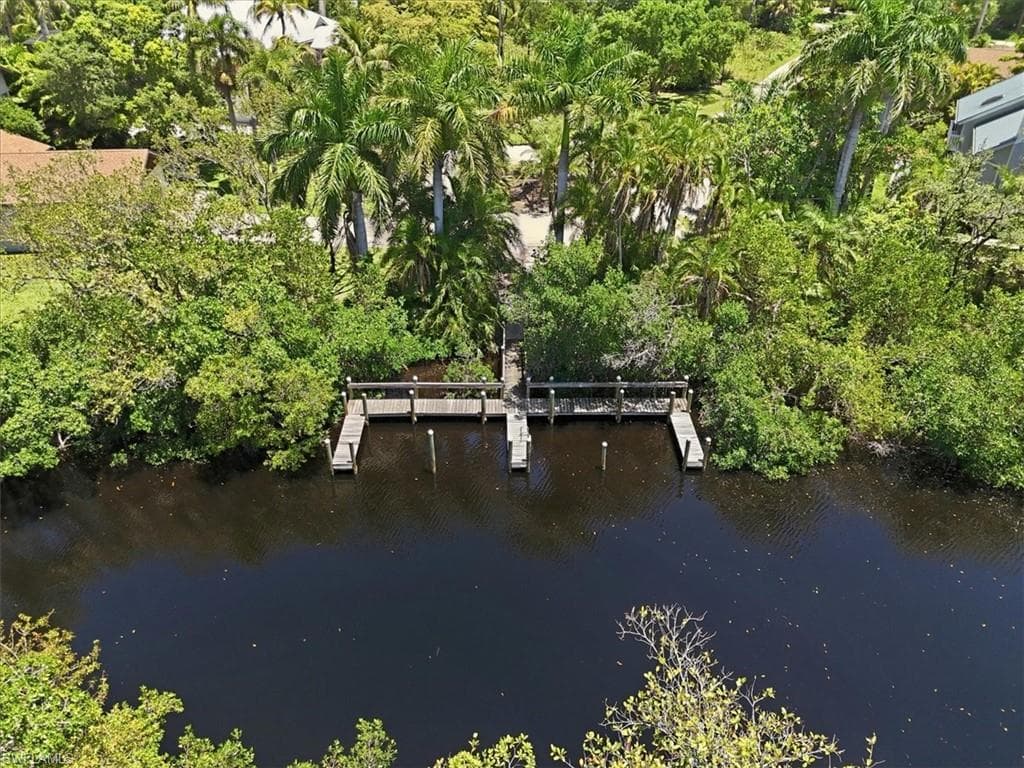 7215 Hendry Creek DR-37