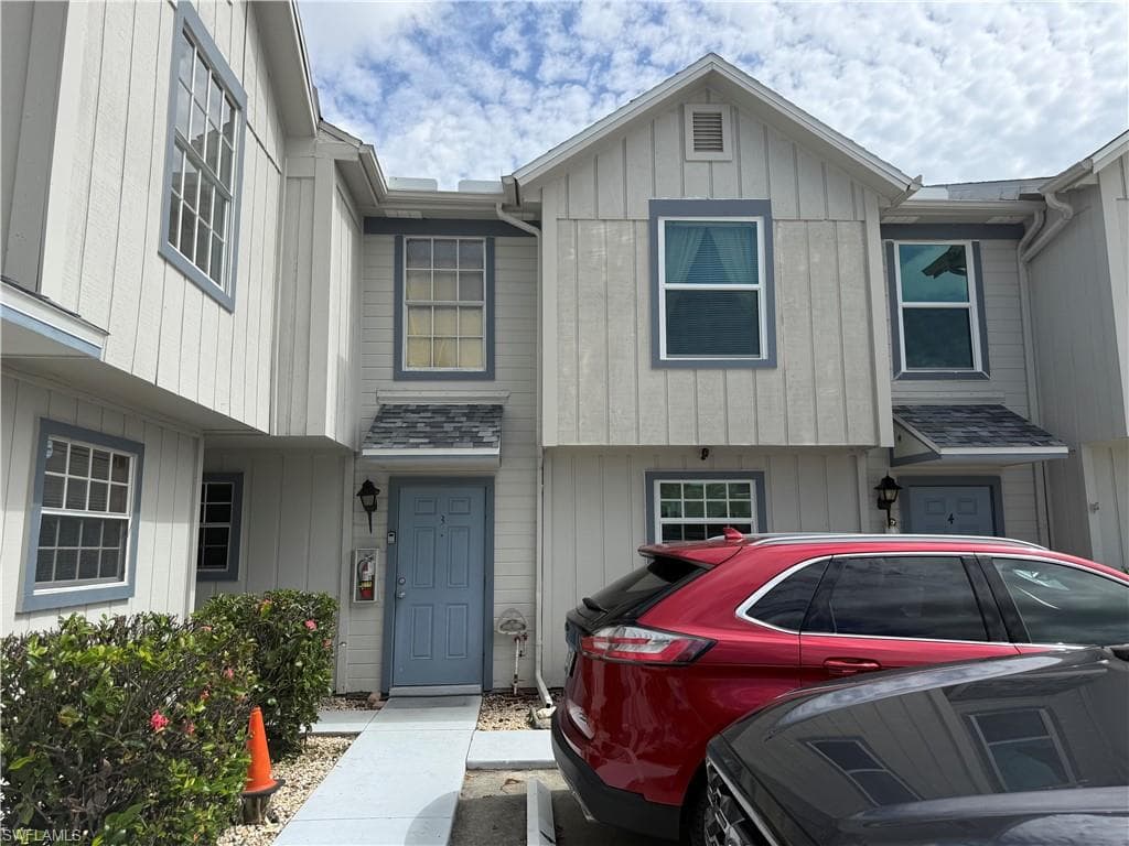 1005 SW 48th TER 3-1