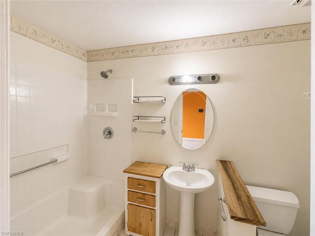 1005 SW 48th TER 3-19