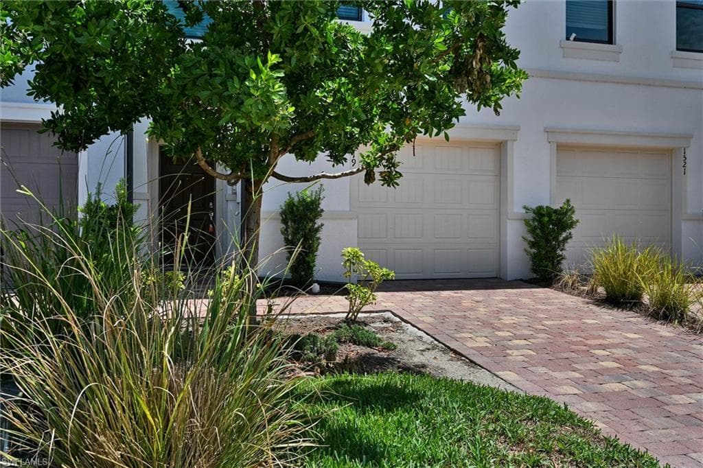 1519 Lake Jessup CIR-2