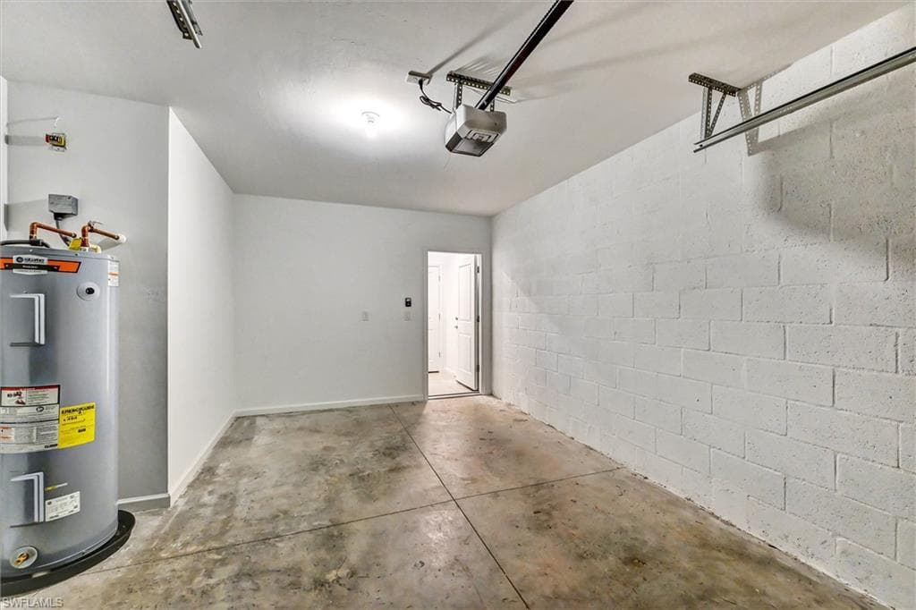 1519 Lake Jessup CIR-26