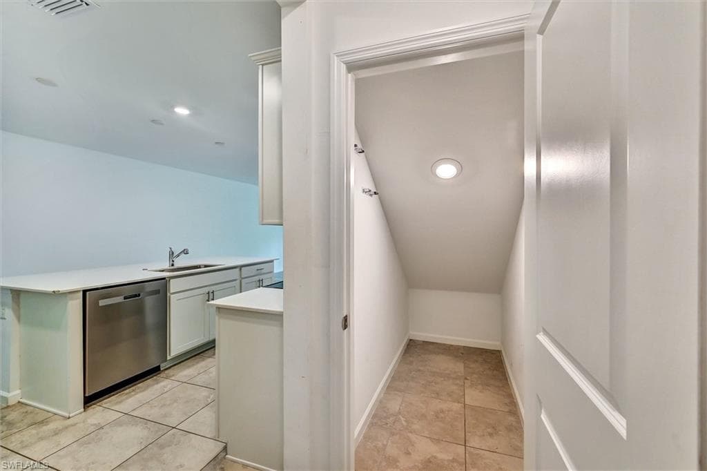 1519 Lake Jessup CIR-9