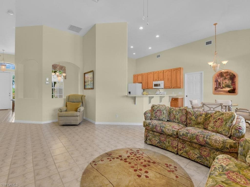 15420 Greenock LN-19