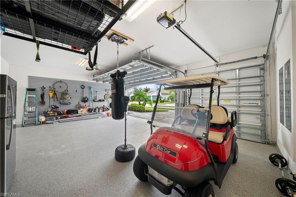 4586 Luminary AVE-42