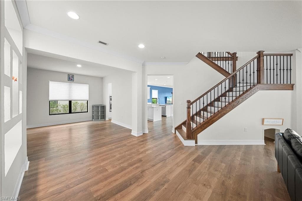 4586 Luminary AVE-12