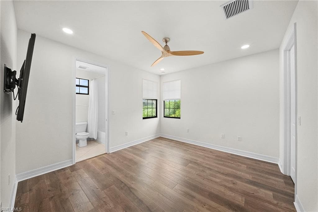 4586 Luminary AVE-36