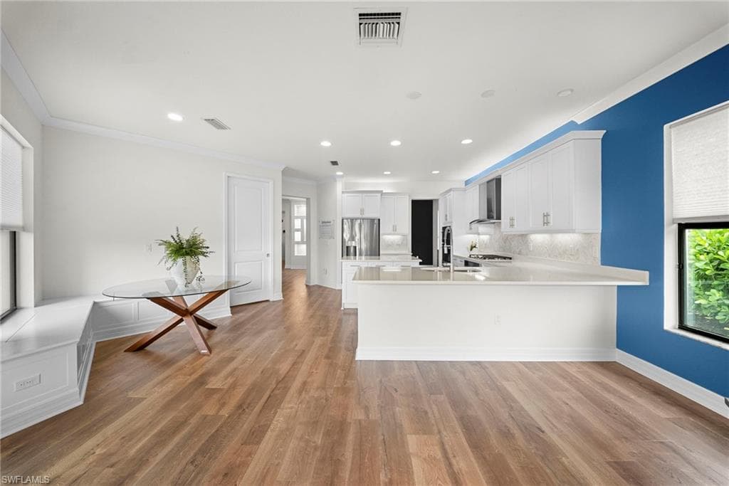 4586 Luminary AVE-18