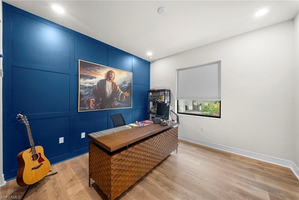 4586 Luminary AVE-21