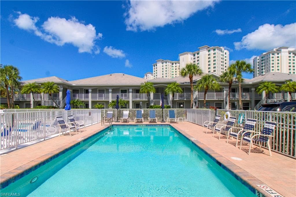 519 Roma CT 3206-3