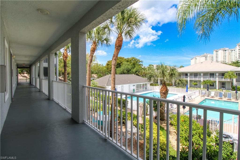 519 Roma CT 3206-1