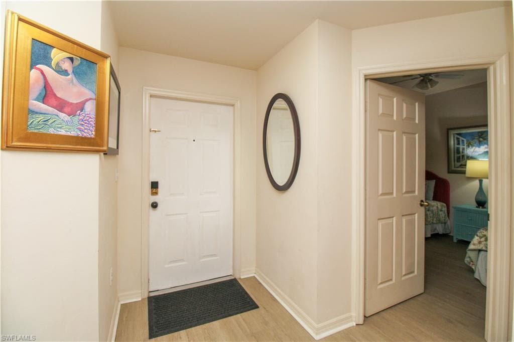 519 Roma CT 3206-10