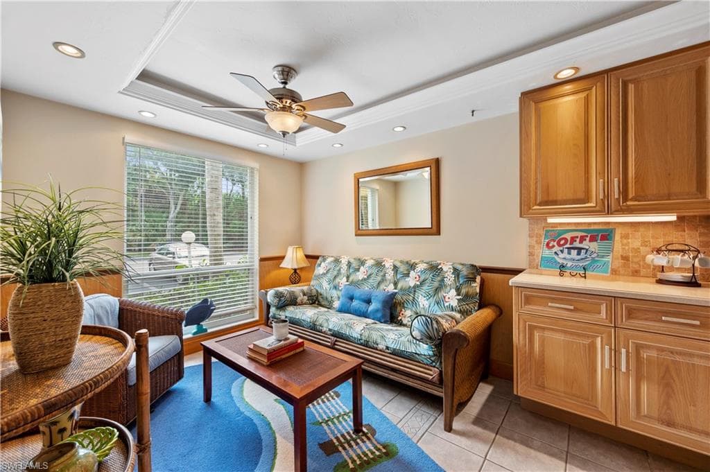 1250 Yesica Ann CIR E105-3