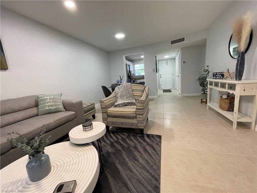 170 Turtle Lake CT 103-7