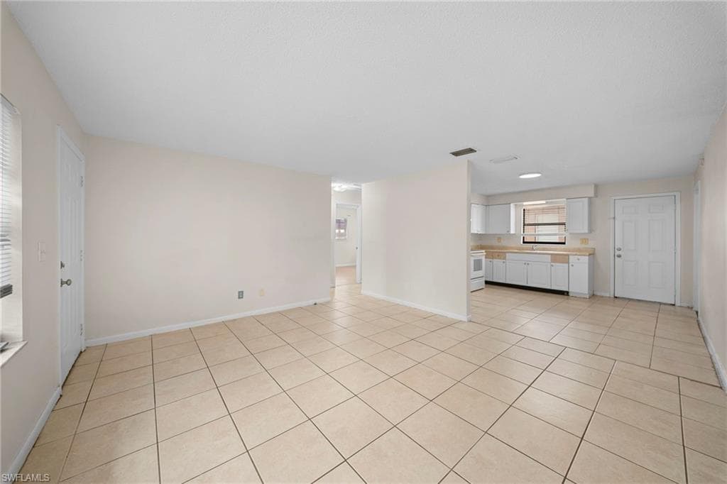 5551 5th AVE-5