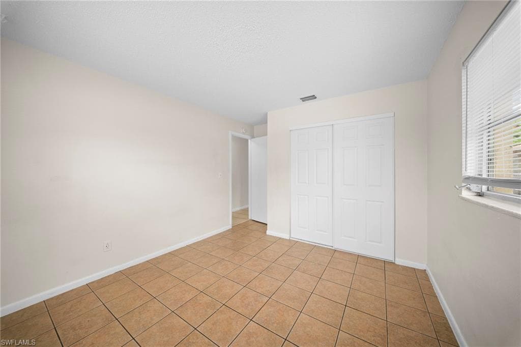 5551 5th AVE-14