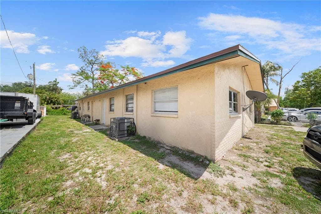 5551 5th AVE-15