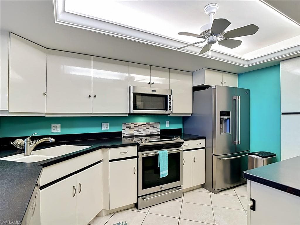 2800 Estero BLVD PH3-6