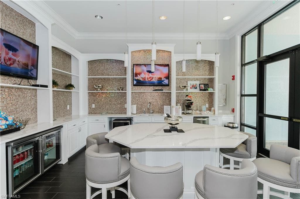 6168 Harmony DR-38